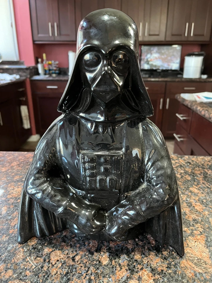 VTG 1977 Lucasfilm Star Wars Darth Vader Ceramic EXCELLENT COND APPROX 13" T - Image 3 of 4