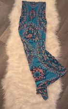  Halter Style Maxi Dress Bold Print Size LG Stretch