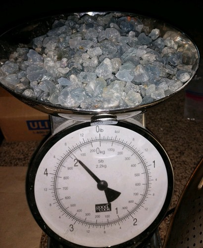 Celestite ~ Rough ~ Grid Stones, Crystal Healing, Some Beautifully Clear Forms - Picture 9 of 11