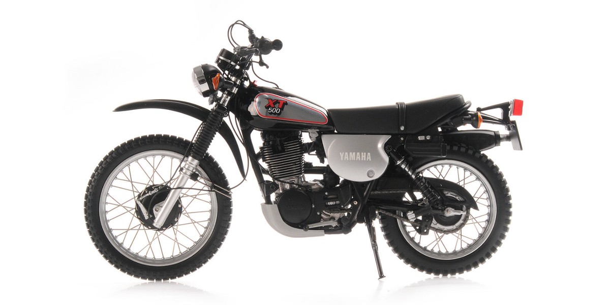 ミニチャンプス 1/12 Yamaha XT 500 New Minichamps YAMAHA XT 500 1988 1:12 Model Moto Black 122163305