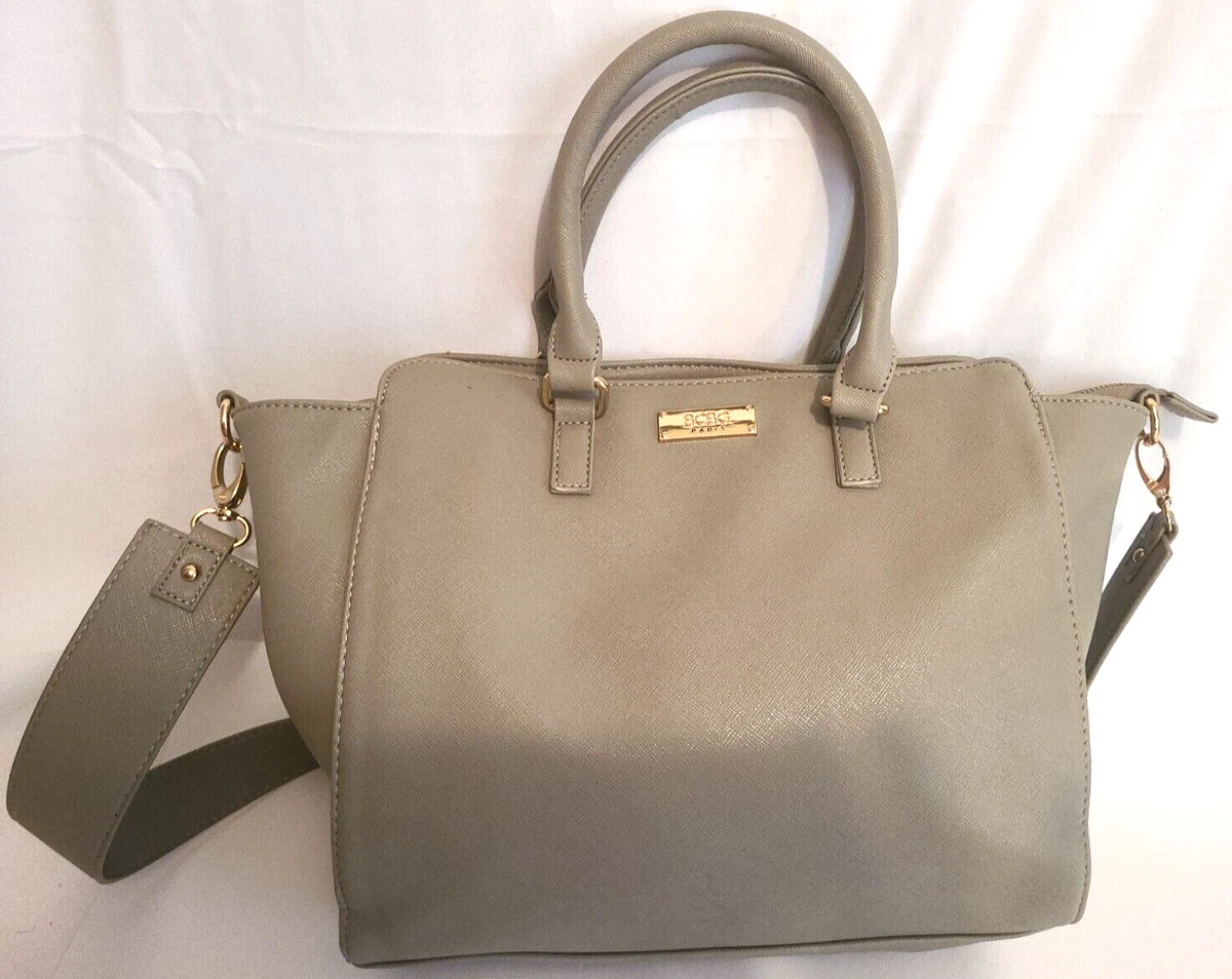 BCBG Paris BROWN VEGAN LEATHER LARGE TOTE BAG, Women's Fashion, Bags &  Wallets, Tote Bags on Carousell