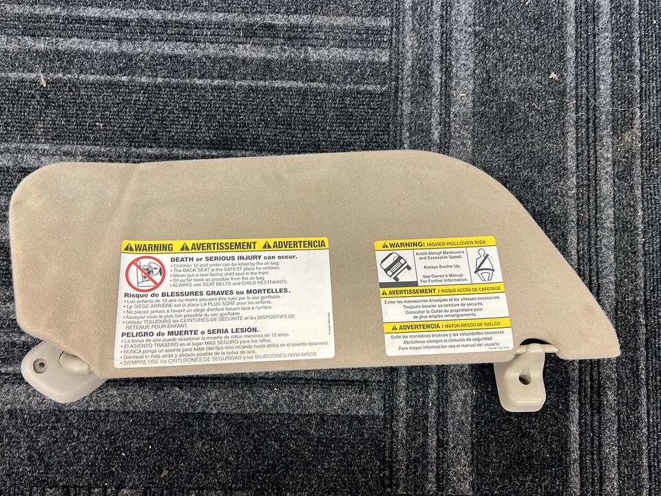 Parasol izquierdo camioneta Ford F-250 2002-2007 VH4707-826363 Foto 2 de 4