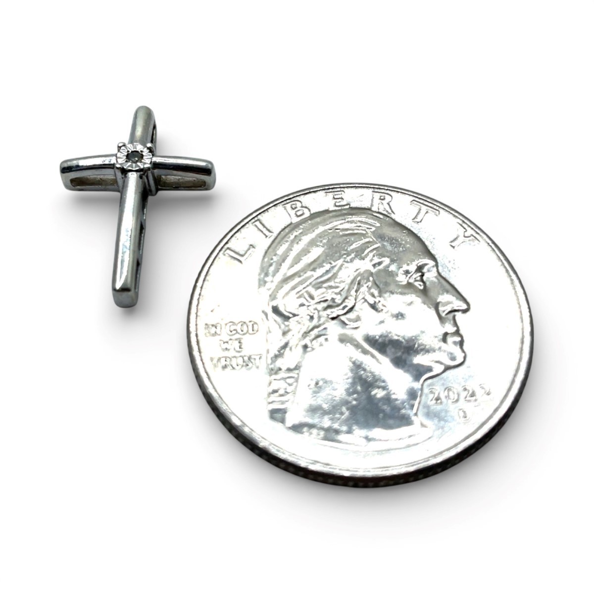 Sterling Silver Diamond Cross Pendant (KS1024685)