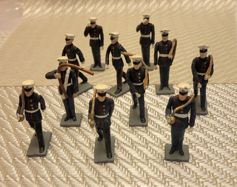 Lot Of 11 Vintage Solid Cast Lead Metal Model Toy Soldiers Figures