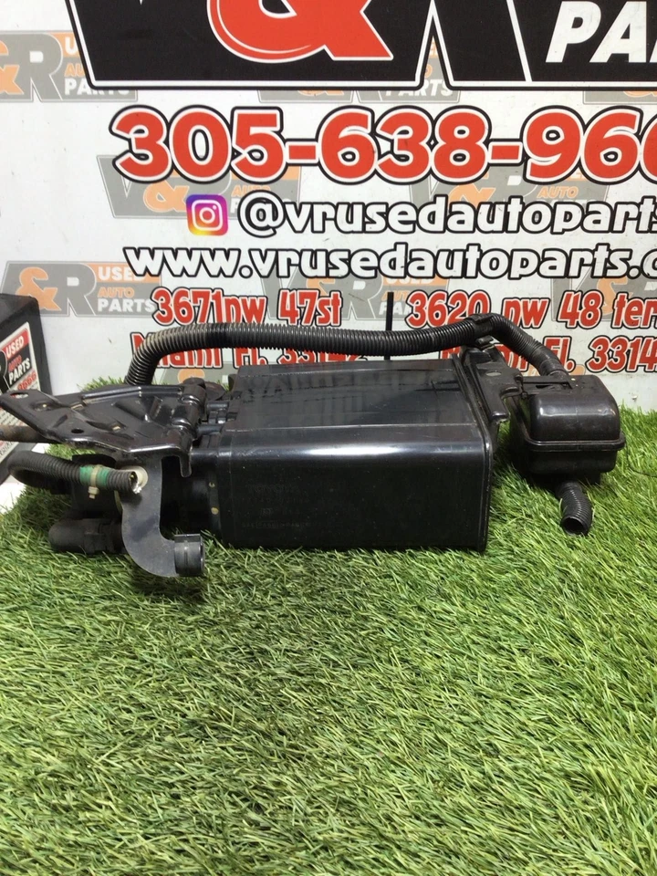 ✅ Toyota Corolla 2010 bote de carbón de vapor de combustible Pn: 77740-02130 OEM Foto 2 de 4