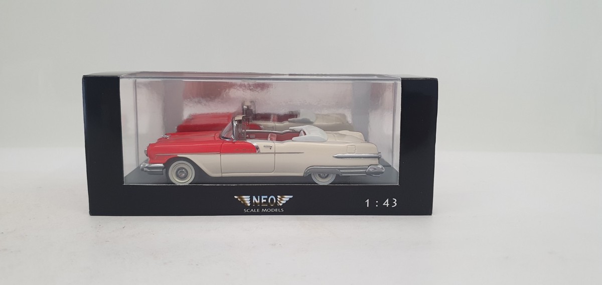 Pontiac Star Chief - döküm modeli - Neo Models 44061