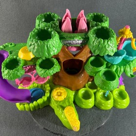 Hatchimals CollEGGtibles The Hatchery Nursery Tree House Playset Spin Master