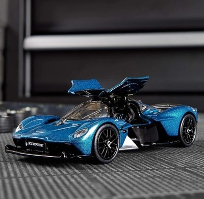 Hot Wheels Elite 64 Aston Martin Valkyrie - Free Shipping