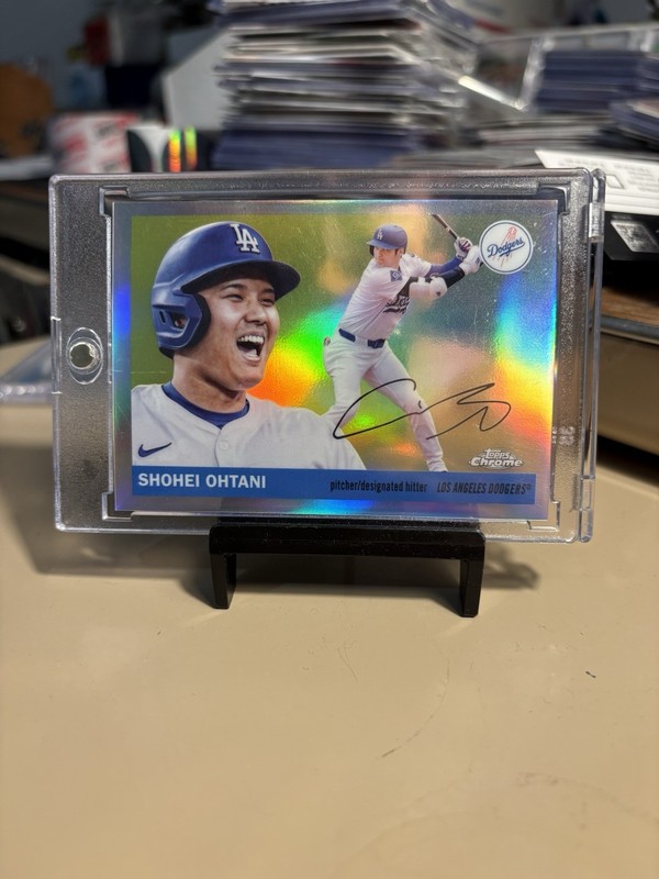 2025 Topps Chrome Platinum Anniversary  Shohei Ohtani #17 Image Variation SSP !