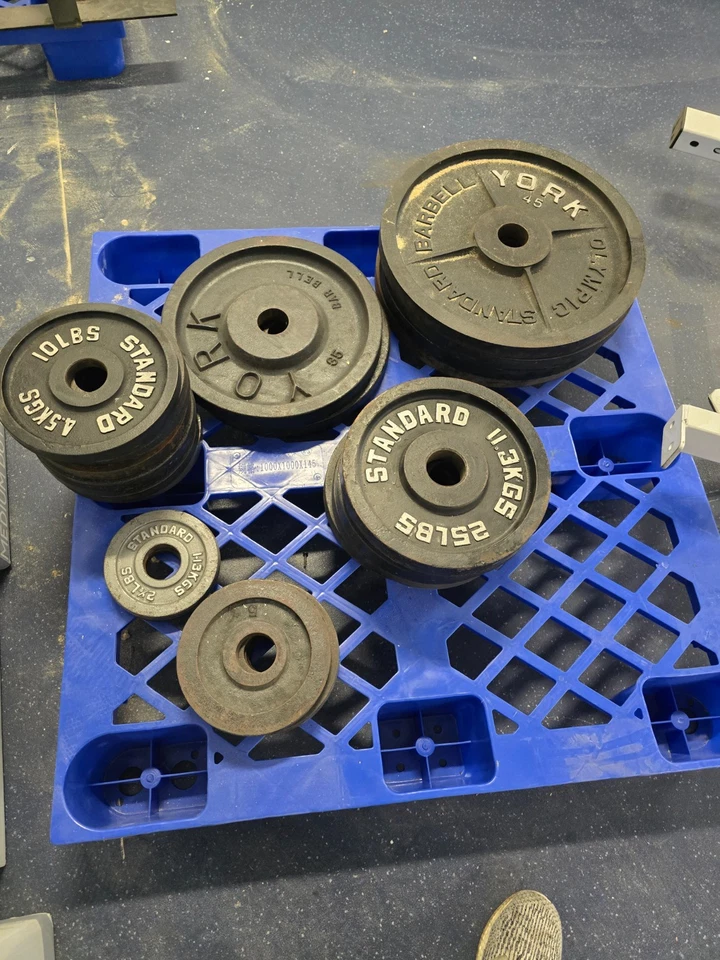 Lote de placas de levantamiento de pesas elige y elige ($1/lb) pesas olímpicas de 2,5 lb-45 lb Foto 2 de 4