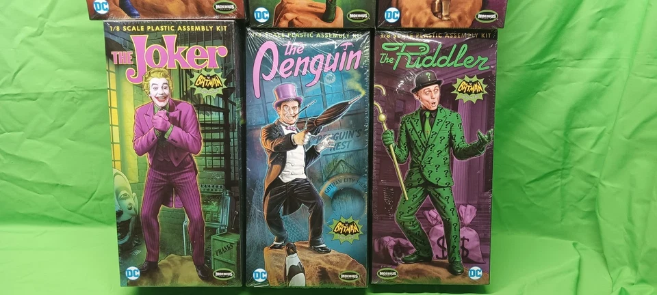 1966 TV Batman 6 Moebius Models 1/8 Penguin Joker Riddler Catwoman Robin Sealed - Image 4 of 4