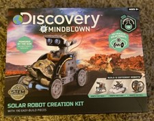 Discovery Kids Mindblown STEM 12-in-1 Solar Robot Creation 190-Piece Kit Gray