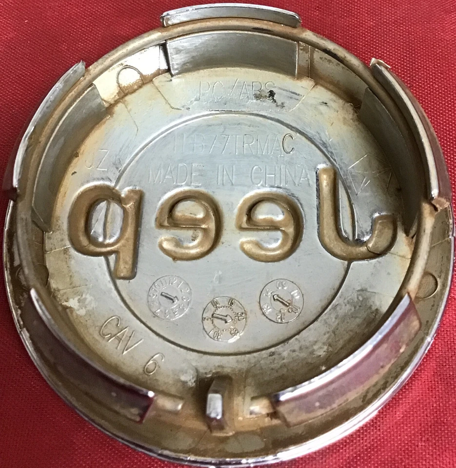 ОДИН ОРИГИНАЛЬНЫЙ ХРОМИРОВАННЫЙ КОМПАС JEEP CHEROKEE FREEDOM PATRIOT WRANGLER 1LB77TRMAB 283 - Изображение 3 из 3