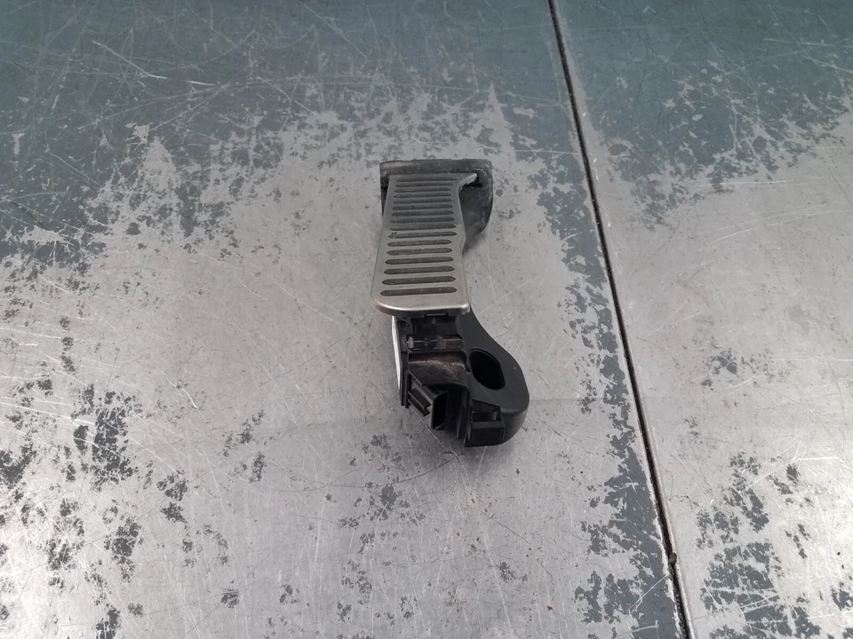 2013 Volkswagen Golf R AWD Accelerator Throttle Pedal #16682 M5 - Image 3 of 4