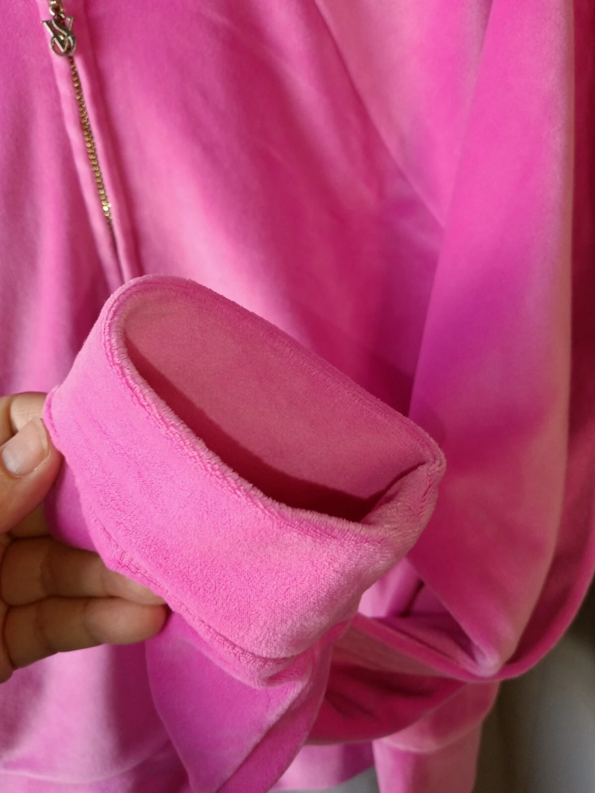 UNDERCOVER Felpa con cappuccio e zip Victoria's Secret On Point rosa in velluto taglia S