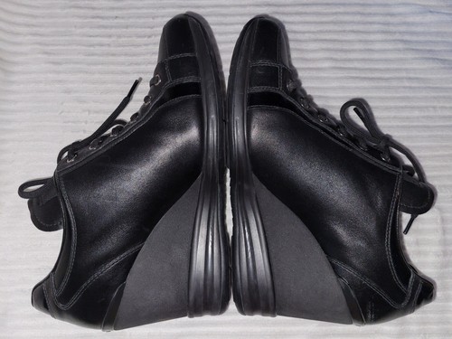 Auténticas Tenis con Cordones de Cuña PRADA Sport Milano con Logotipo de Cuero Negro Talla 38.5/US8.5 - Imagen 13 de 22