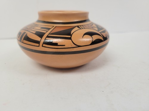 Hopi Pottery Bowl - Picture 3 of 6