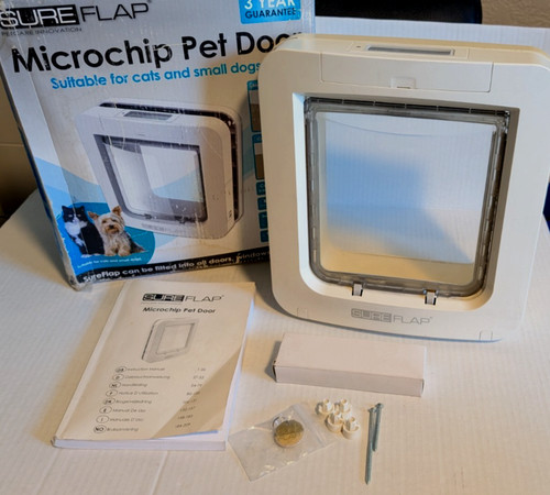 SureFlap SUR101 Microchip Pet Door 6.69" x 7" - Missing Blue Microchip Reader