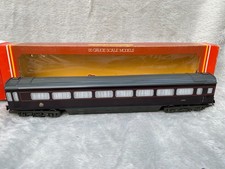 Hornby 1.76 Scale R451 The Queen's Coach BR Royal Train Claret Livery
