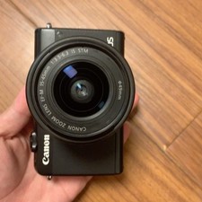 Imagen de Canon EOS M100 24.2MP Mirrorless Camera with EF-M 15-45mm Lens CMOS Sensor Black
