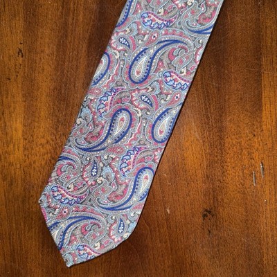 Hampstead By Geoff Nicholson Made In Italy 100% Silk Paisley Men s Tie.