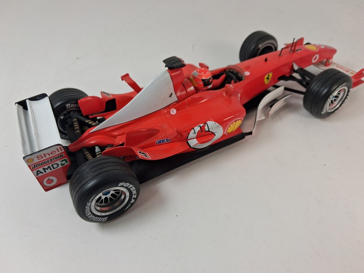 Hot Wheels Ferrari F2003 - Michael Schumacher N°1 - Échelle 1/43 - SF14/03