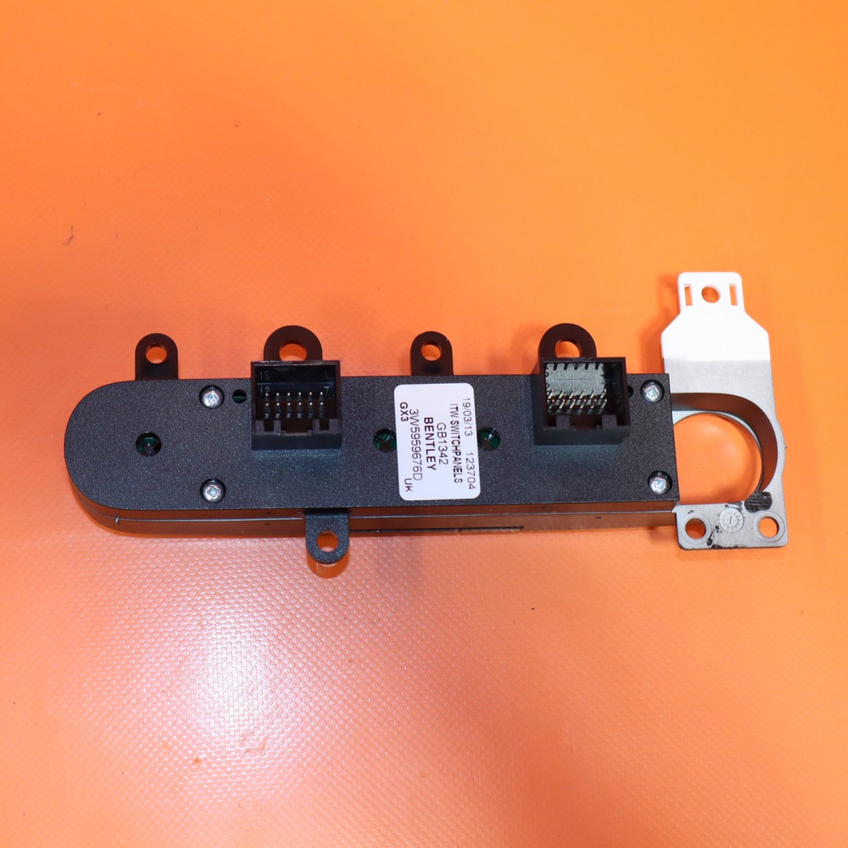Bentley Flying Spur 2006-2011 Center console switch panel P/N 3W5959676D