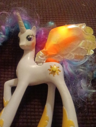 MLP My Little Pony Light Up Talking Ponies - Picture 3 of 6