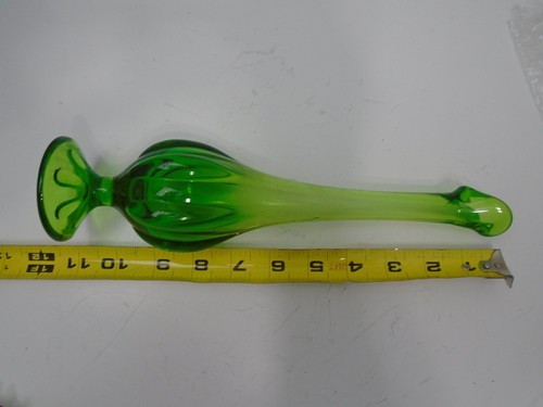 Jarrón Viking Glass verde aguacate seis pétalos brote 10,5” pedestal oscilante vintage - Imagen 5 de 5