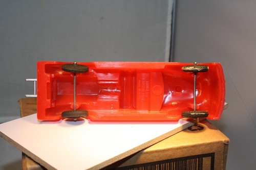 1950 Chevrolet Ladder Fire Truck Hubley Kiddietoy Made in USA - Picture 4 of 4