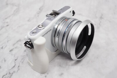Olympus E-PM1 EPM1 Ergonomic camera grip (Grip Only - Camera Not
