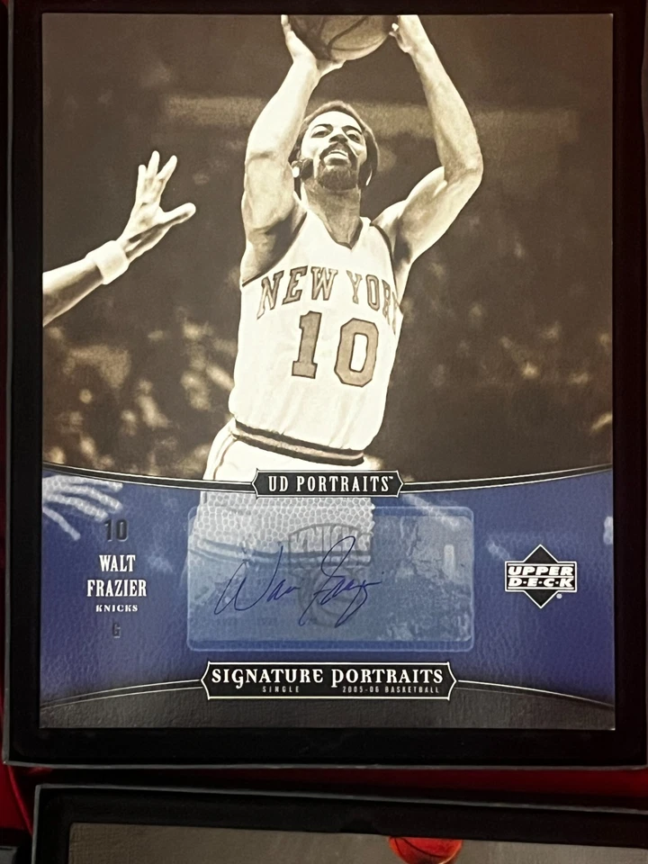 2005-06 UD RETRAITS Baloncesto 8''x10'' Autos Lote Walt Frazier, Iguodala, Jack Foto 2 de 4