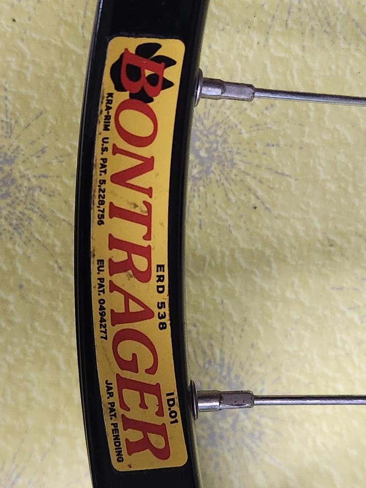 Переднее колесо горного велосипеда Bontrager Race Disc 28 спиц черное алюминиевое 26 дюймов - Изображение 2 из 4