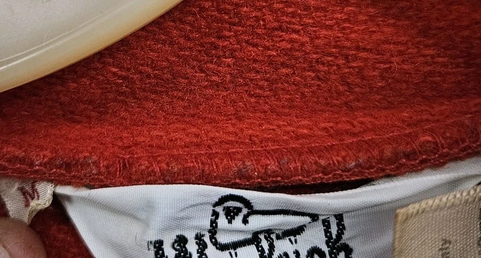 MENS VINTAGE WOOLRICH RED & BLACK BLANKET PULLOVER W/SNAPS HUDSON BAY MEDIUM - Image 4 of 4