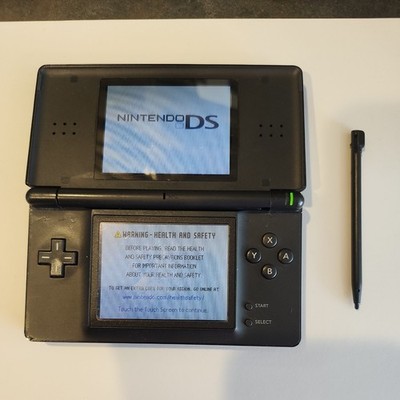 Nintendo DS - Original - Black Used Works HINGE IS LOOSE