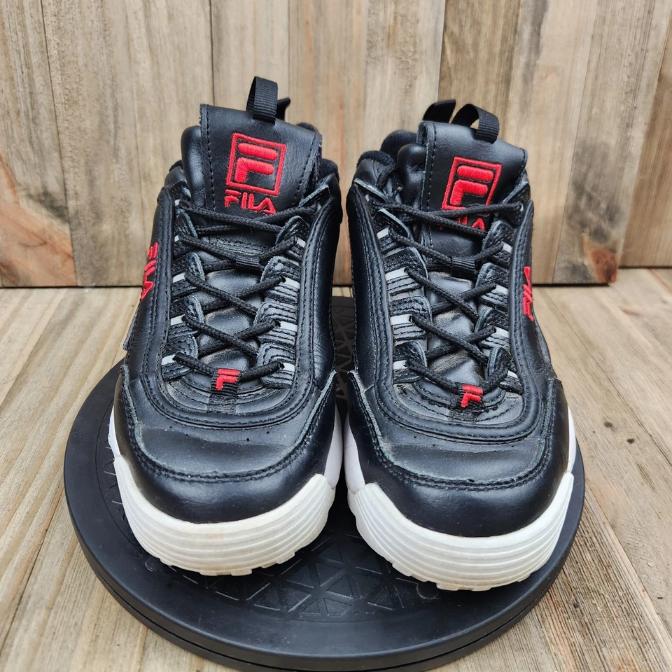 Tênis Feminino Fila Disrupter Tamanho 7 Couro Preto Moda Atlética - Imagem 2 de 4