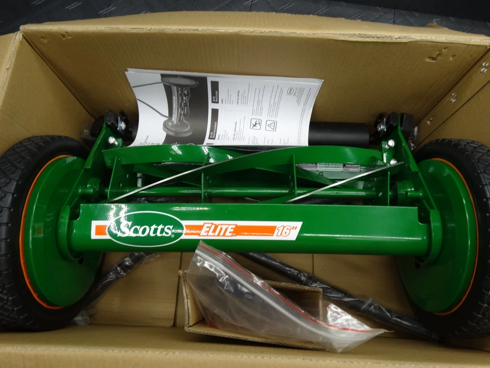 Scott's 16 pulgadas. Carrete de empuje manual cortacésped 415-16S Foto 3 de 4