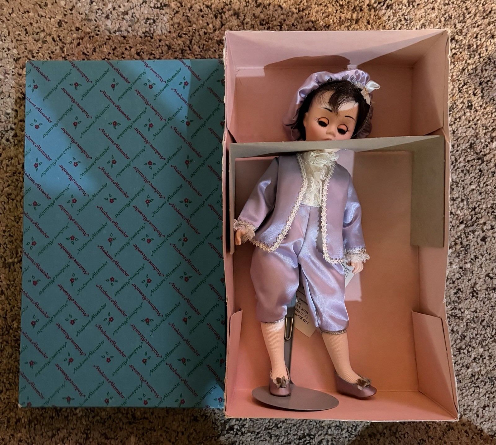 Madame Alexander Blue Boy Doll MPN 1340 14 in Blue Eyes Stand Box