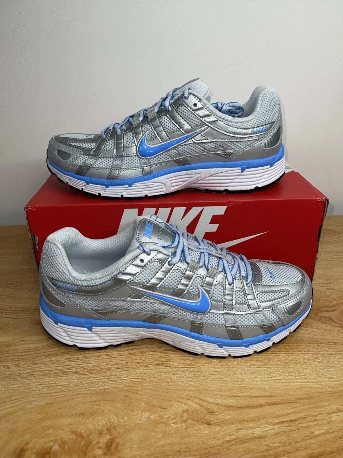 Scarpe da ginnastica uomo Nike P 6000 bianco blu UK 8