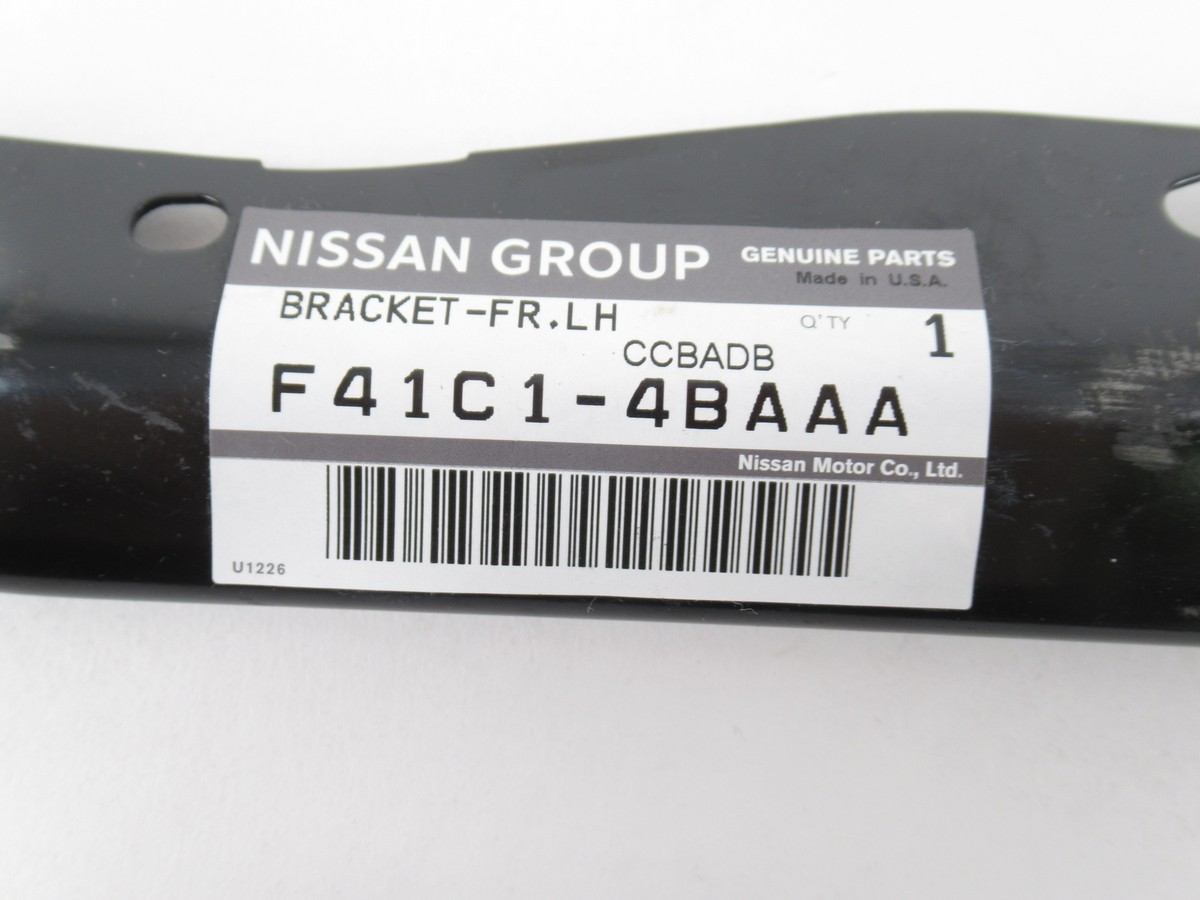 Genuine OEM Nissan F41C1-4BAAA Driver LH Front Fender Brace 2014