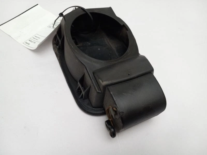 FUEL FILLER DOOR fits BMW 535 XI 2009 - Image 3 of 4