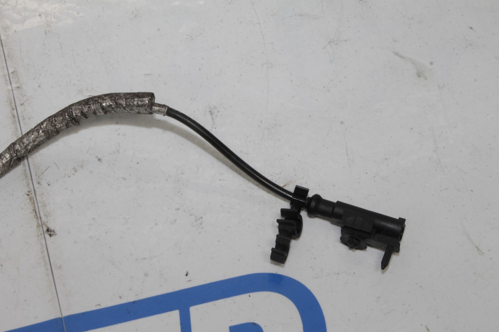 12-14 MCLAREN MP4-12C 12C 570 OEM RH PASSENGER FRONT ABS SENSOR 11M0430CP STOCK