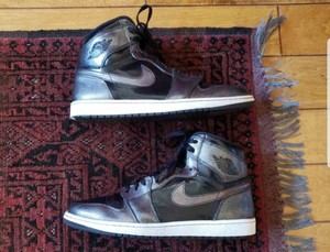 jordan 1 retro black patent