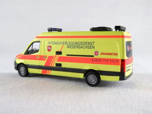 Busch 52626 Mercedes-Benz Sprinter "JUH Intensivverlegung Niedersachsen" 1:87/H0 - Bild 3 von 11