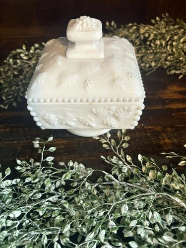 Vintage Westmoreland White Milk Glass Square Lidded Dish Beaded Grape Pattern