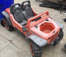 Jeep Kids Battery Powered Ride-On Toy Vehicle w/ Charger, Cars Theme