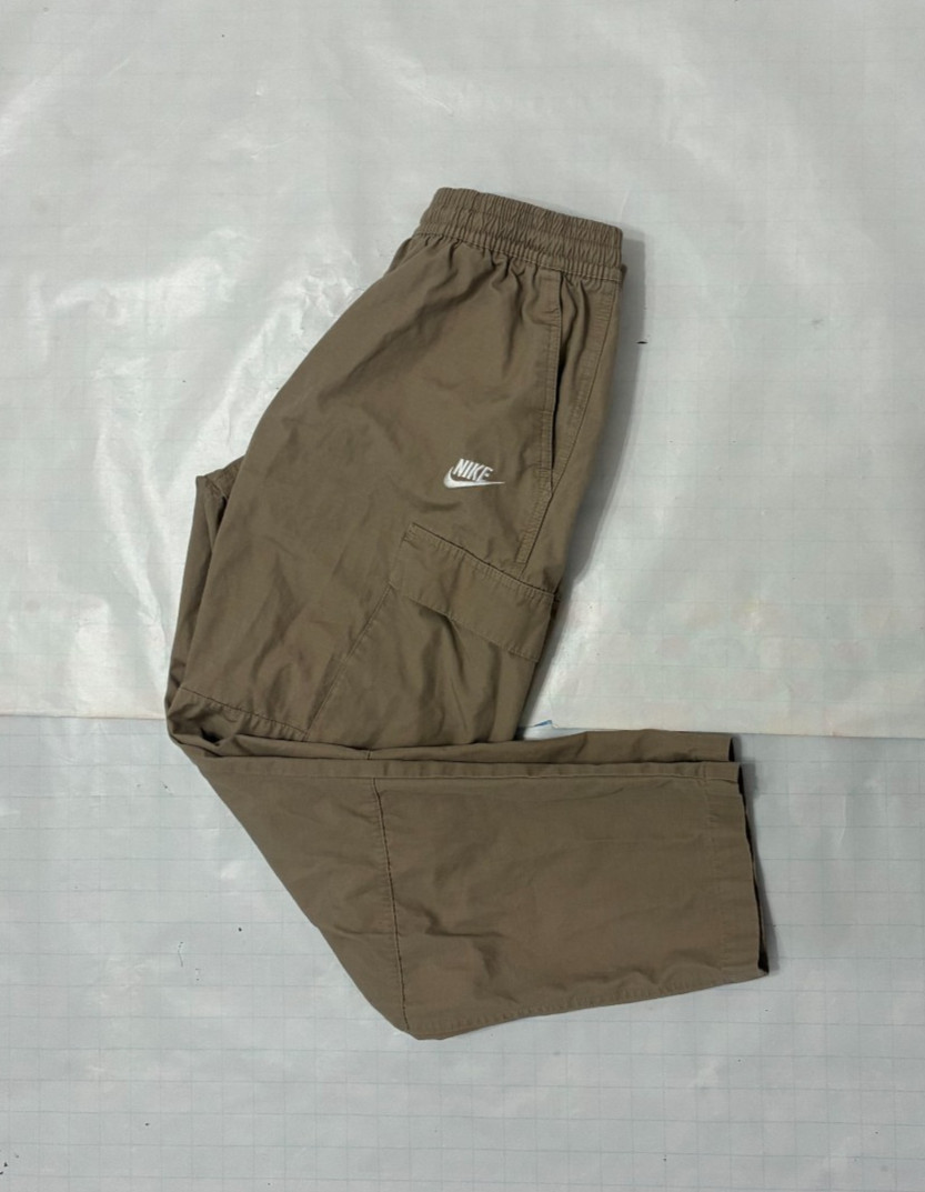 Vintage Nike Cargo Jogger Pants Mens Medium Beige Brown Utility Y2K Swoosh