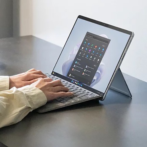 Microsoft Pro 9 for Business 16GB RAM 13-Inch Touchscreen Tablet - QIY-00001 - O - Afbeelding 12 van 12