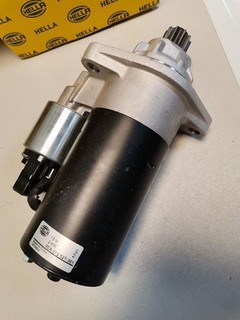 HELLA 8EA 012 527 361 Starter/Anlasser 12V 2kW für u.a. VW Golf IV (1J1)