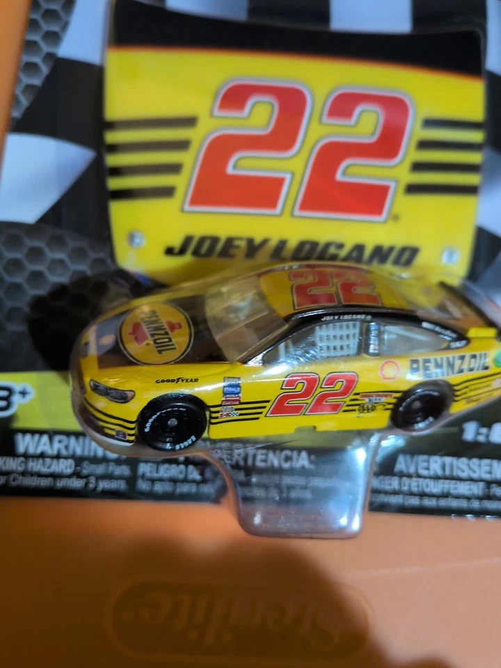#22 Joey Logano 2019 Wave 1 NASCAR Authentics Pennzoil Diecast escala 1:64 Foto 3 de 4